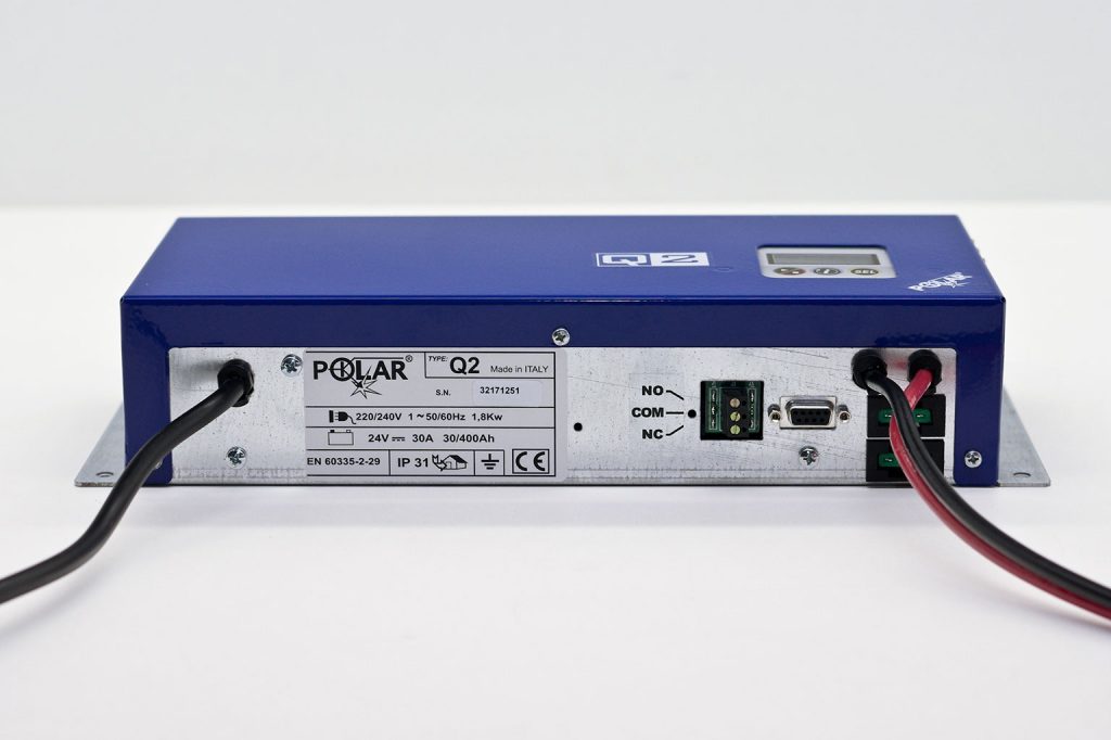 HF-Inverter Batterieladegerät 12/24V 3-30A Polar Q2